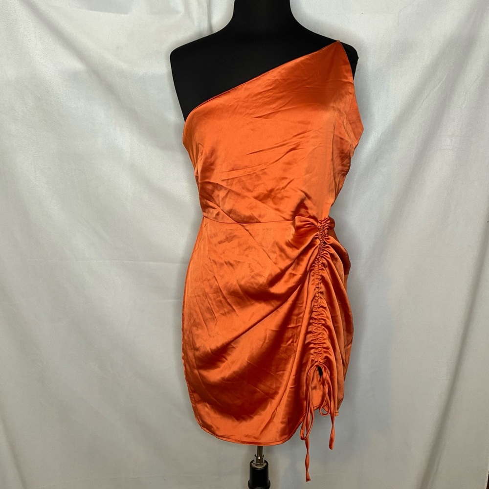NWT Renner’s Brazil Satin Burnt Orange One-Shoulder Dress size Large